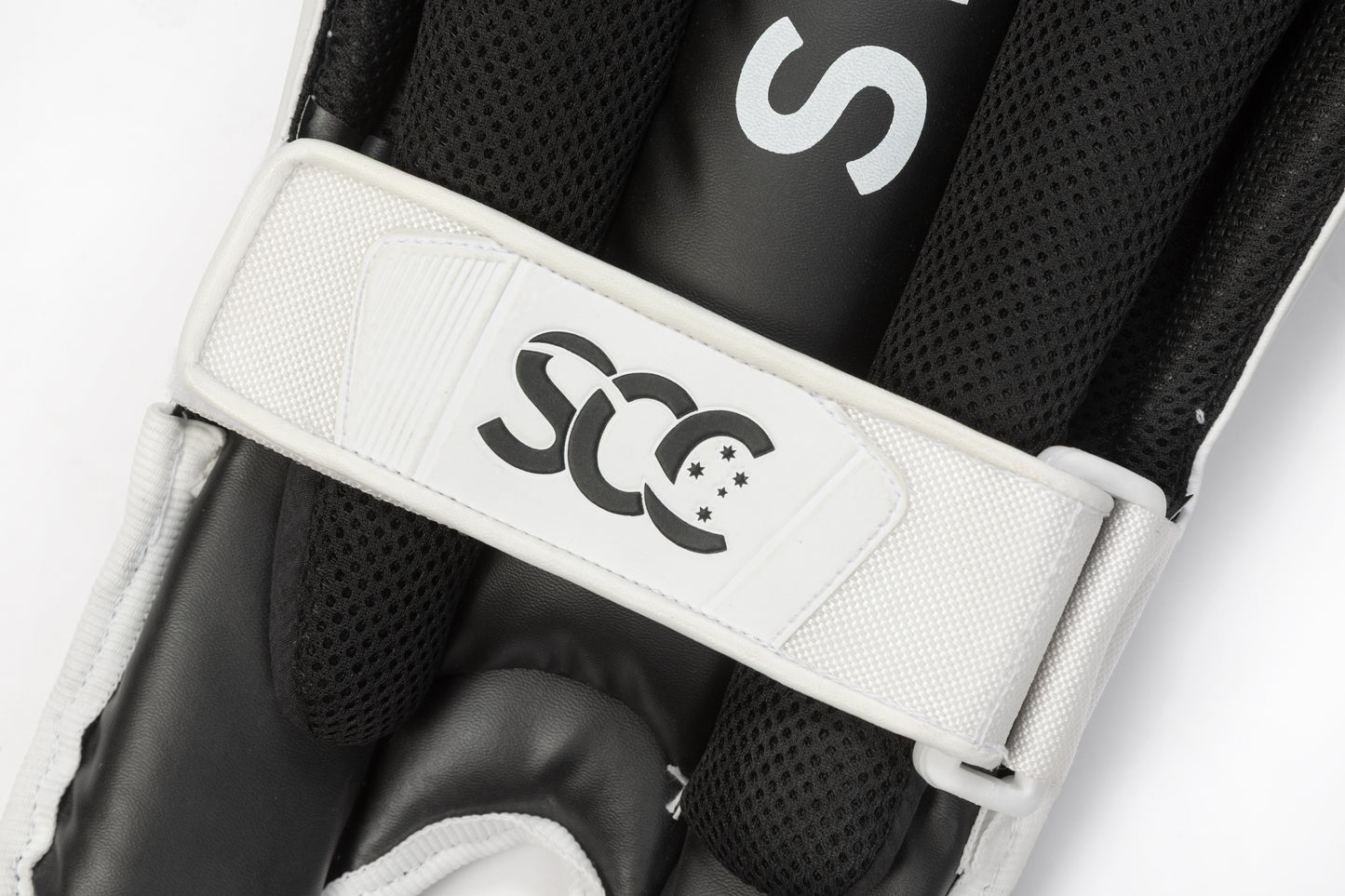 Switch 765 Batting Pads