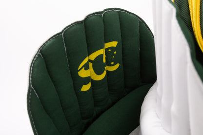 SWITCH Youth Cricket Kit