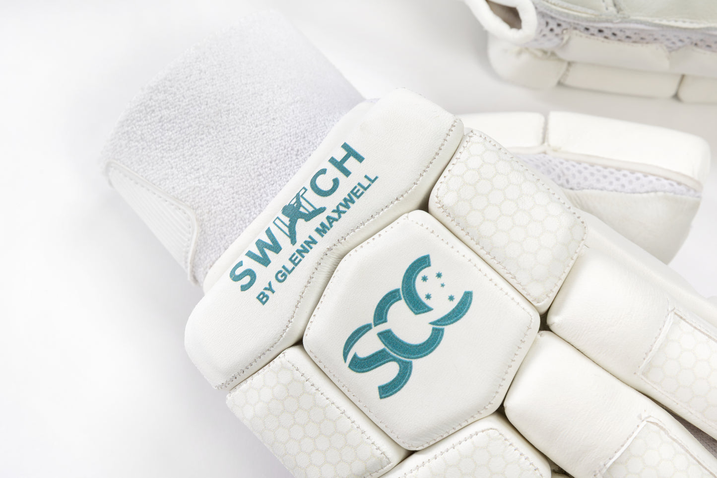 SWITCH Players Batting Gloves