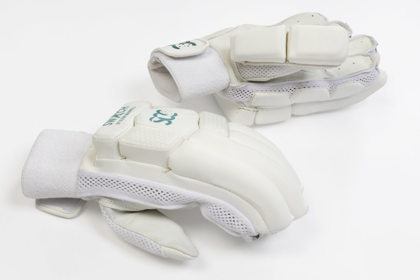 SWITCH Players Batting Gloves